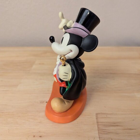 WDCC Disney Magician Mickey "On with the Show!" Figurine New in Box and COA - Picture 5 of 11